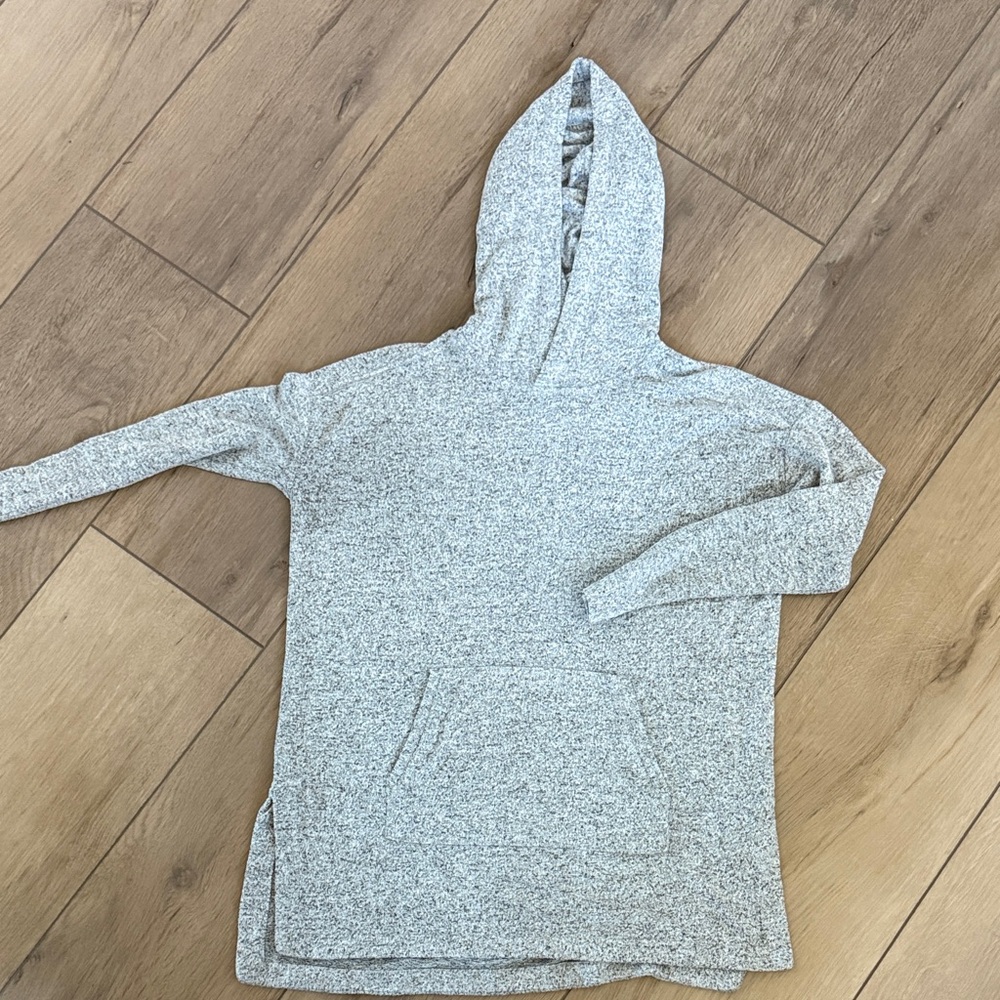 Lou & Grey Heathered Gray Hooded Sweater